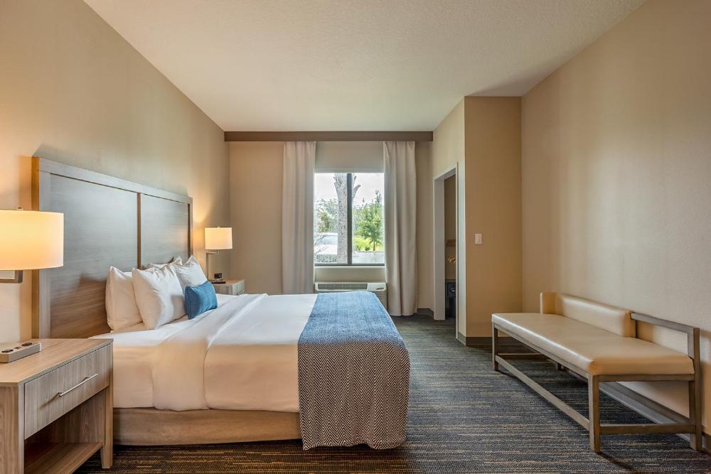 Triple King Suite ADA interior